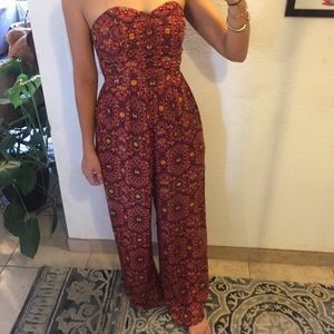 Xhilaration jumpsuit with sweetheart neckline